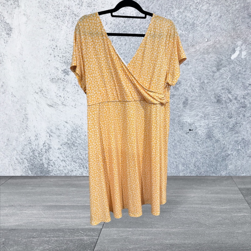 STITCH FIX Kaileigh Amandine Knit Floral Dress Women's